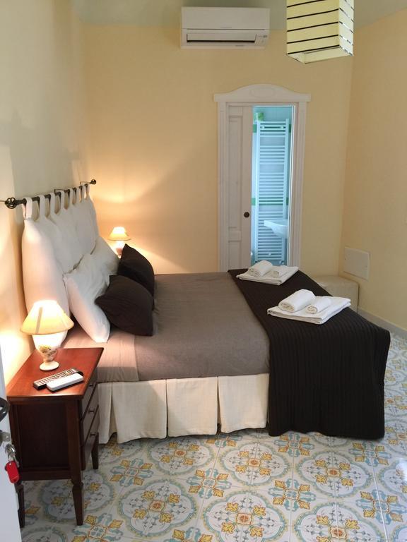 Sine Tempore B&B Manduria Phòng bức ảnh